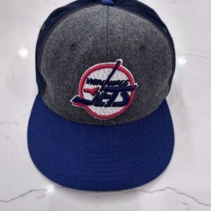 Vintage Zephyr Winnipeg Jets NHL Fitted Hat -7.5